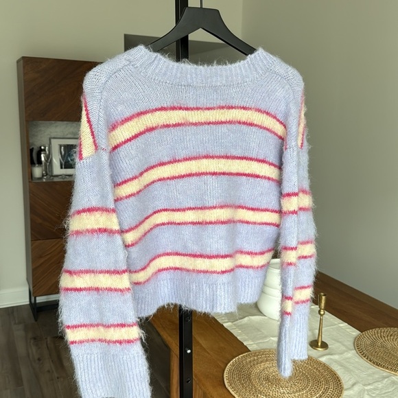 L Space fuzzy cardigan sweater - Picture 3 of 3